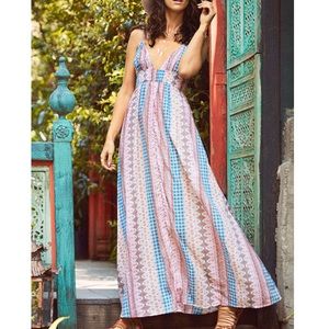NWT LULU's Maxin Relaxin Maxi Dress Size Small